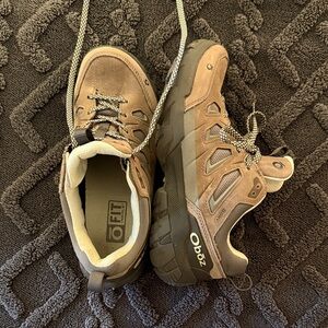 Obōz Sawtooth Hiking shoes women size 6.5